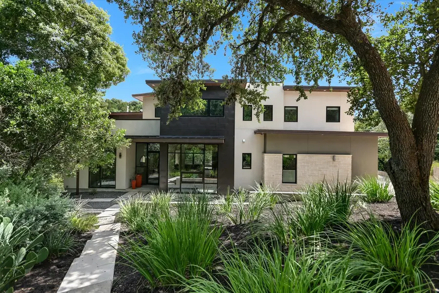 500 Laurel Valley RD, West Lake Hills, TX 78746