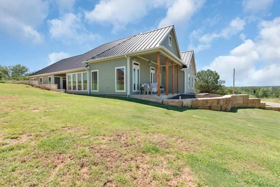 908 Sandy Mountain DR, Sunrise Beach, TX 78643