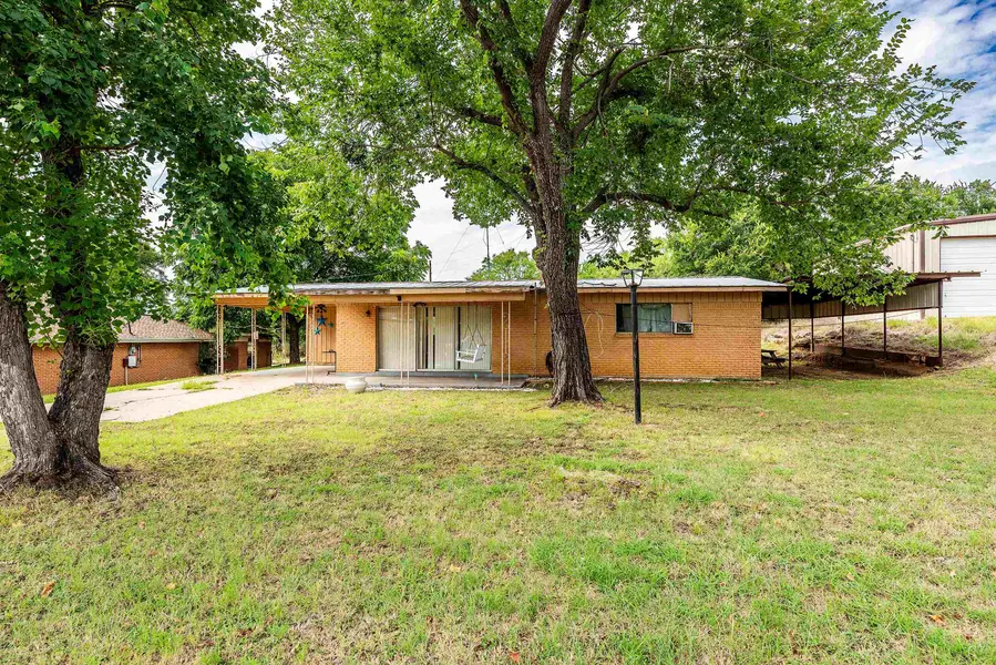103 Live Oak, Tow, TX 78672