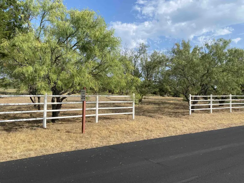 1300 Avenida Serena, Marble Falls, TX 78654