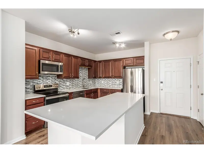 9633 E 5th #10304, Denver, CO 80230
