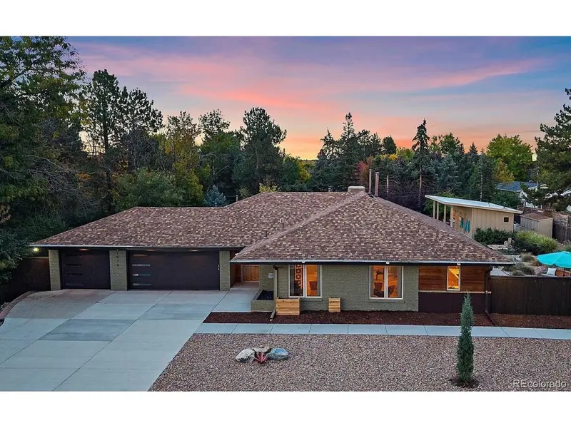 1930 S Newport, Denver, CO 80224