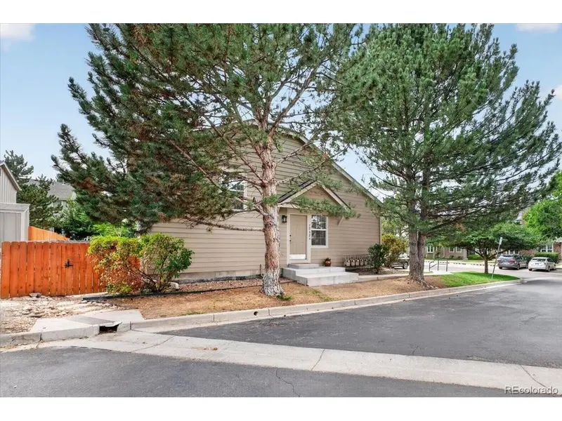 1232 S Waco #A, Aurora, CO 80017