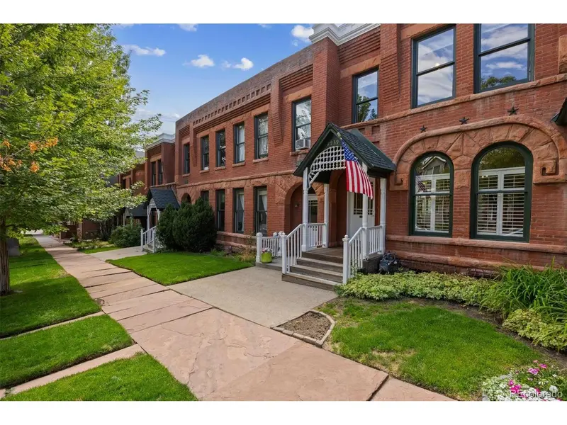 2939 Wyandot, Denver, CO 80211