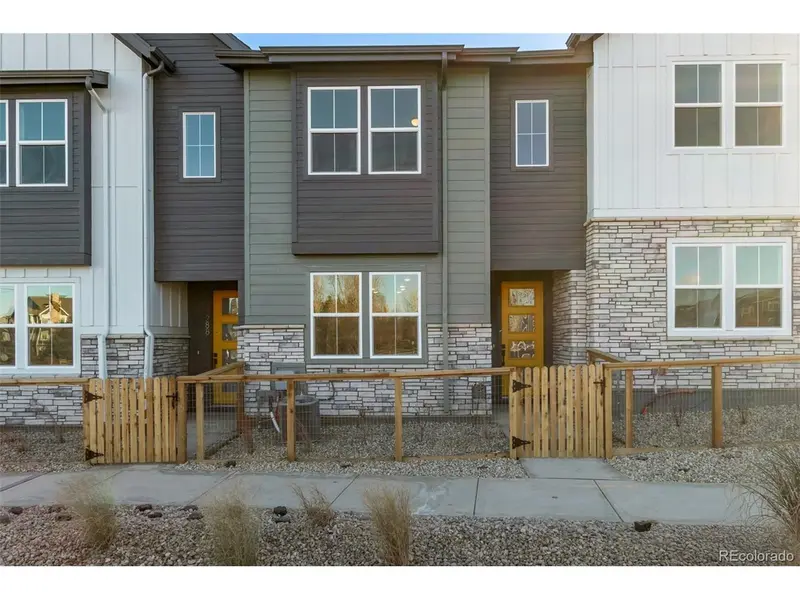 2899 E 103rd, Thornton, CO 80229