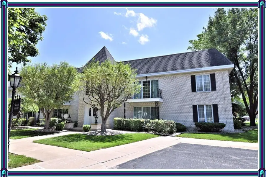 2288 Bordeaux WALK #D1, Highland, IN 46322