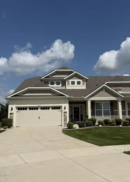 8942 Finley CT, Cedar Lake, IN 46303