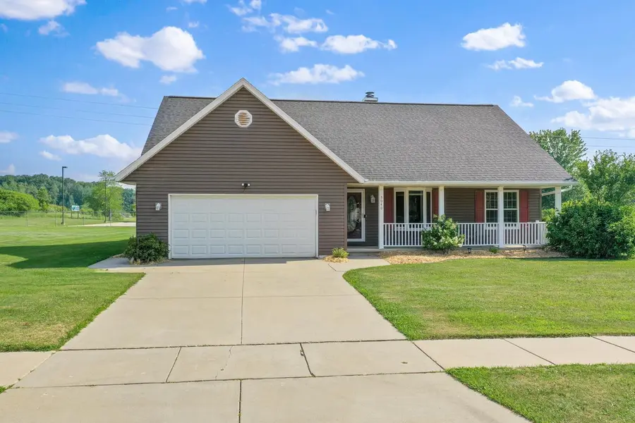 3040 JOY LN, Green Bay, WI 54311-5006