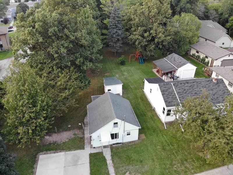 124 W 13TH ST, Kaukauna, WI 54130-3251