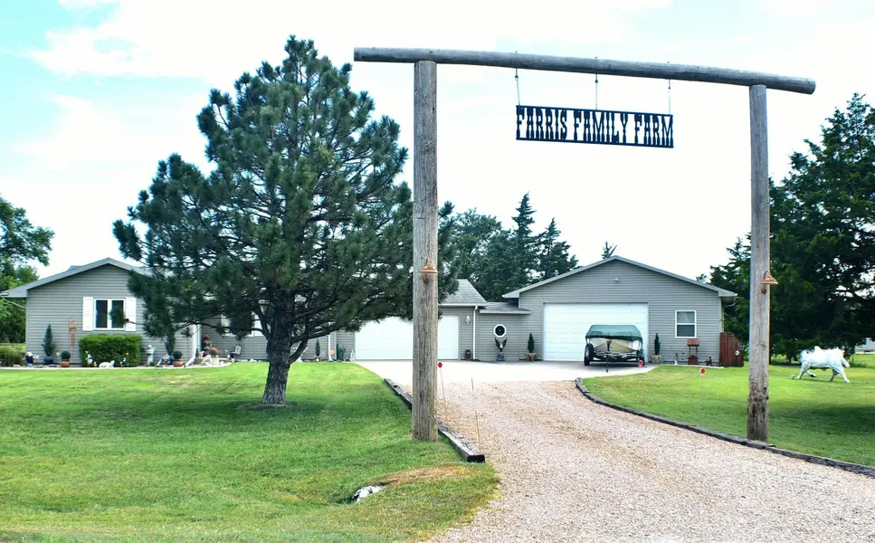13097 SW 155th ST, Rose Hill, KS 67133-8169