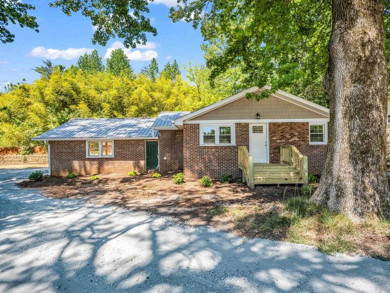 5923 N Highway 14, Landrum, SC 29356