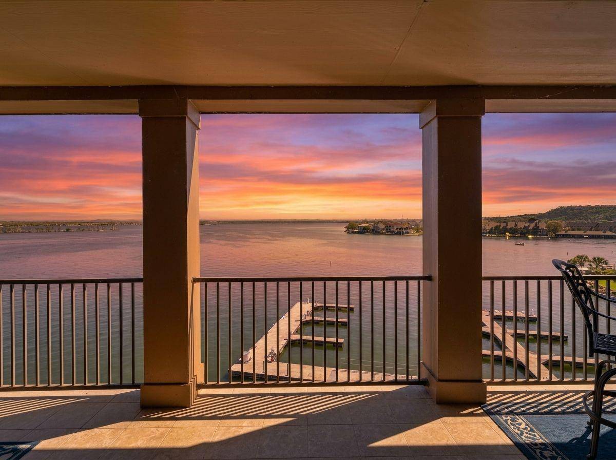 1001 The Cape #44, Horseshoe Bay, TX 78657