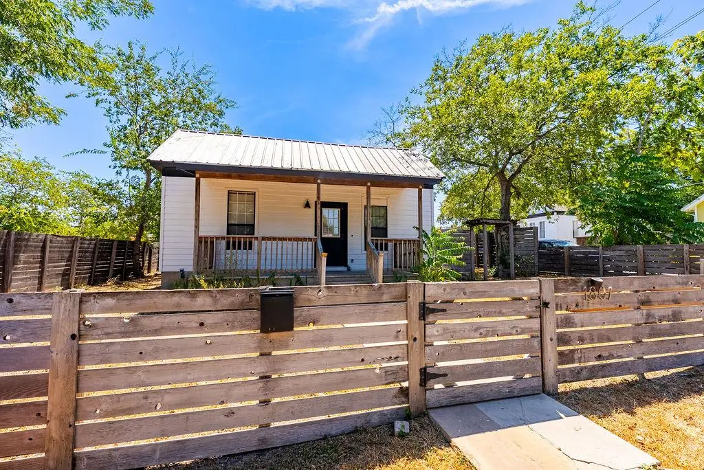1801 13th ST E, Austin, TX 78702