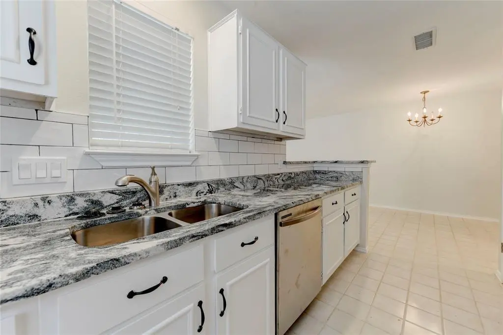 359 Fantail (A&B) LOOP, Austin, TX 78734