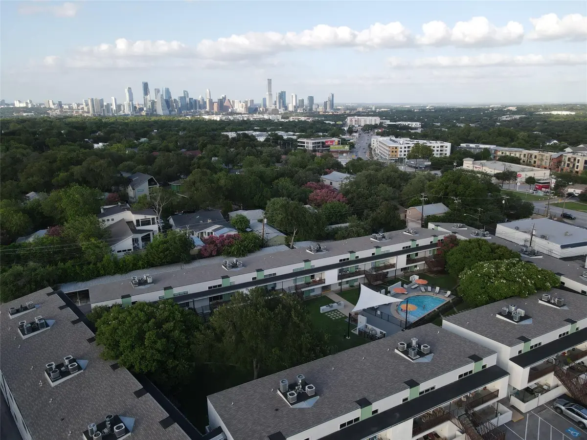 2200 Dickson DR #124, Austin, TX 78704