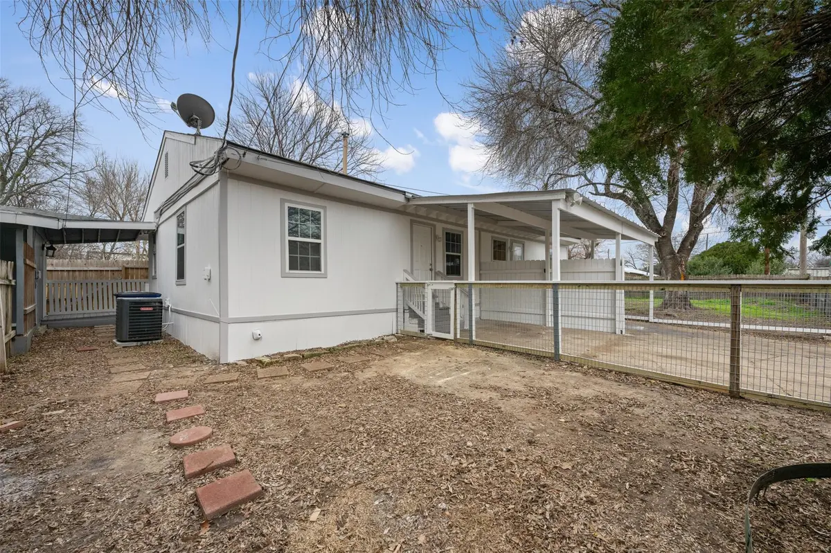 901 Valdez ST #1-3, Austin, TX 78741