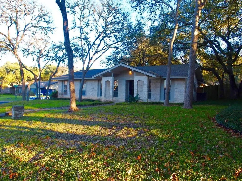 7101 Twisted Oaks DR, Austin, TX 78745