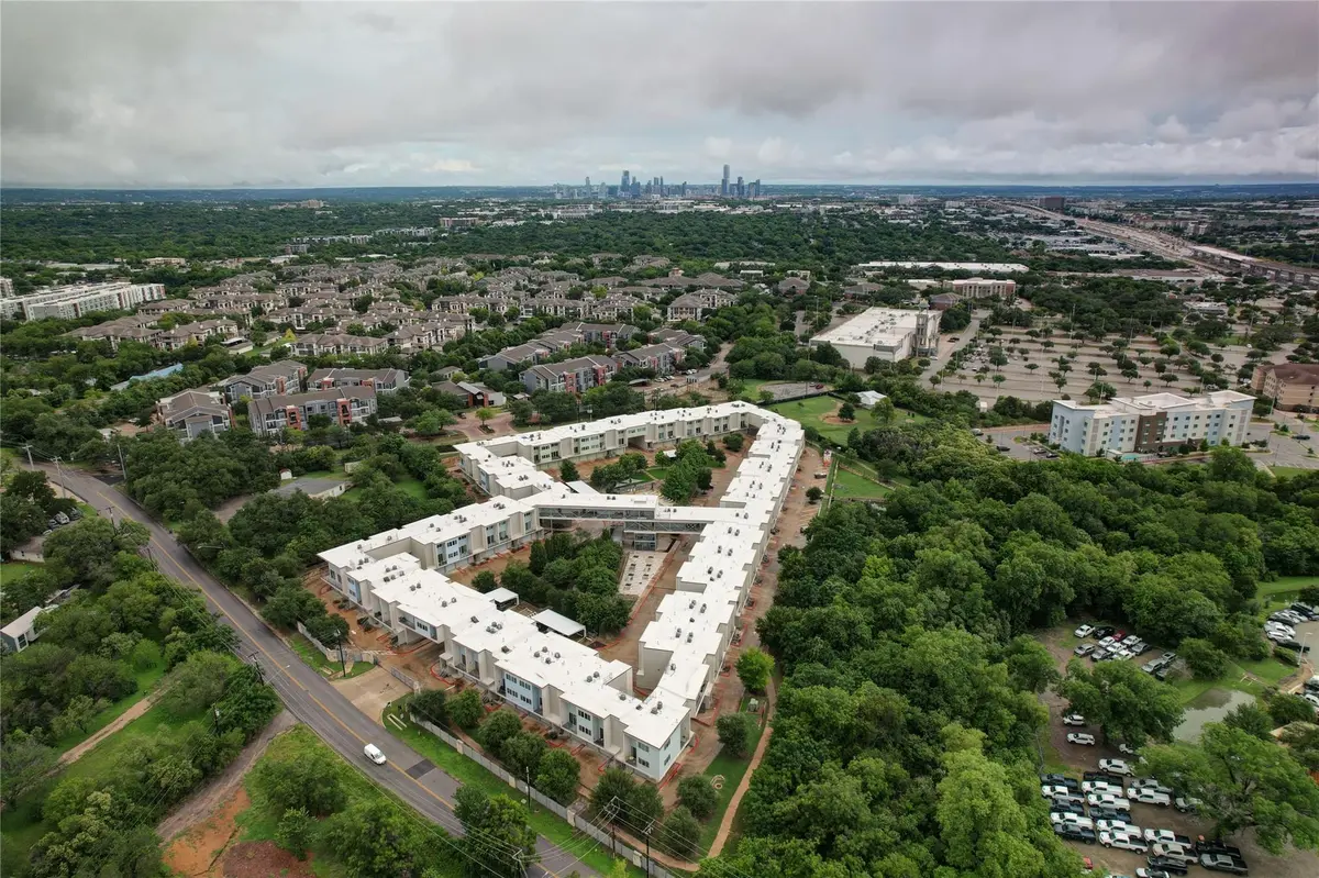 604 N Bluff DR #101, Austin, TX 78745