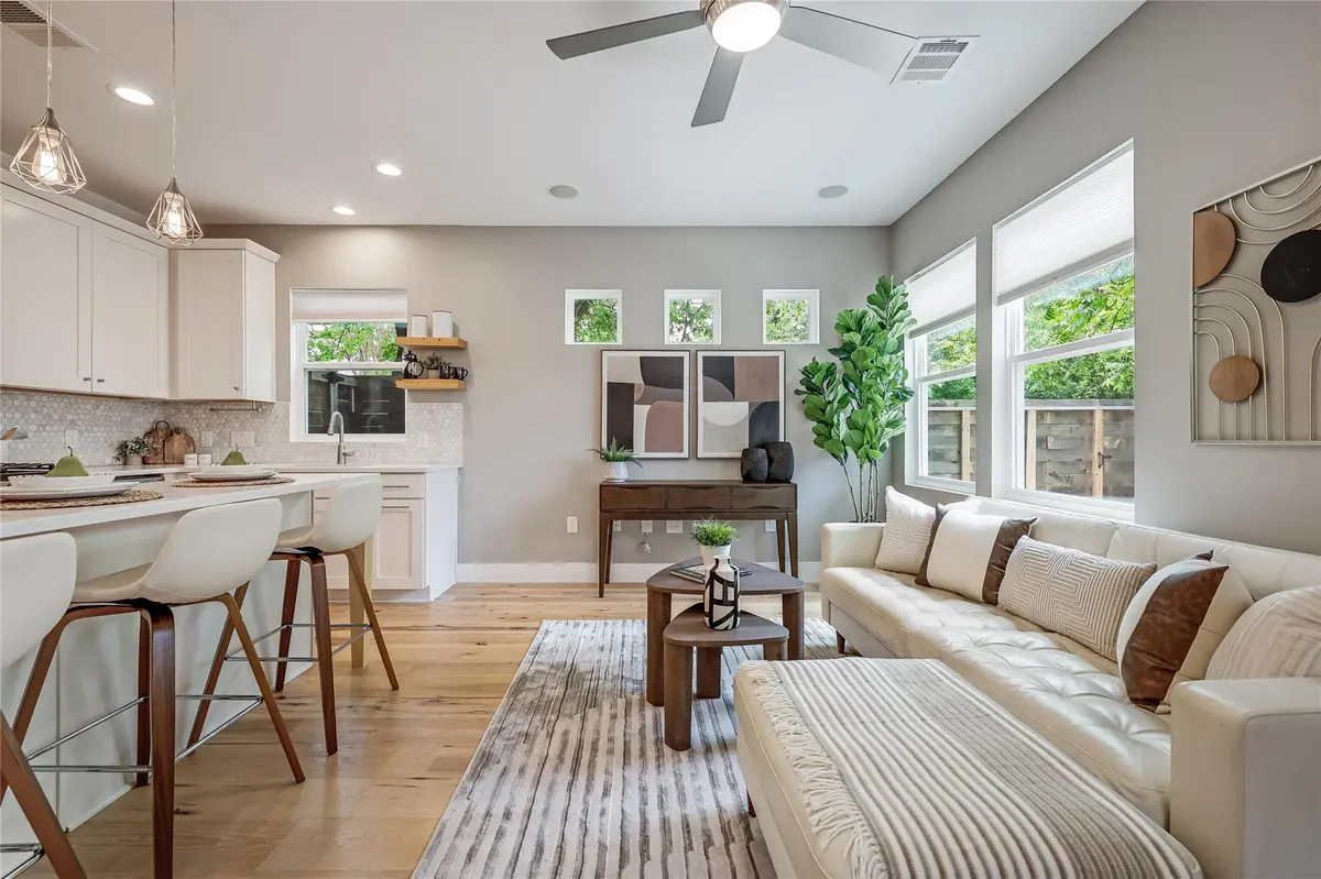 5512 Duval ST #2, Austin, TX 78751