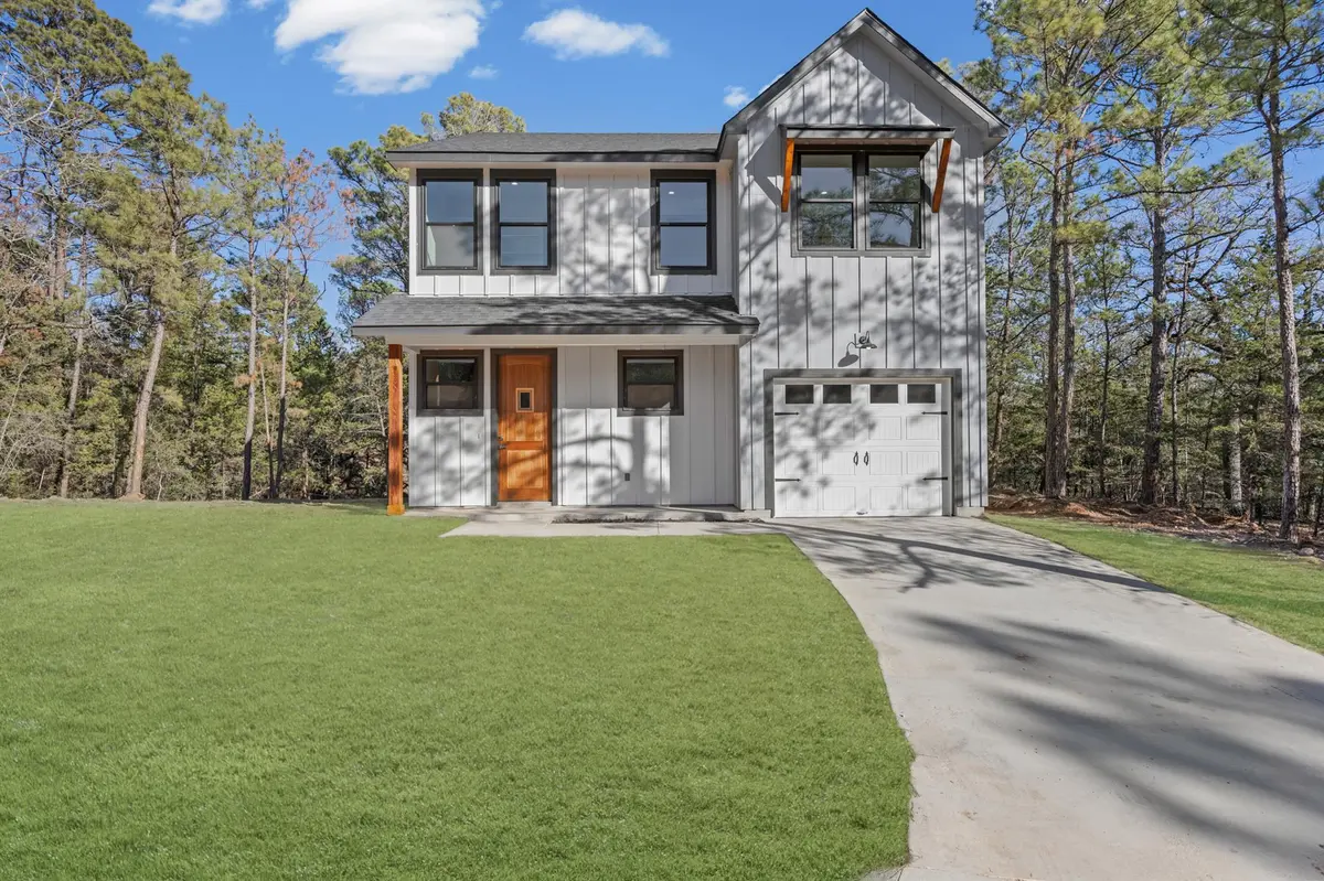 159 Molokini DR, Bastrop, TX 78602