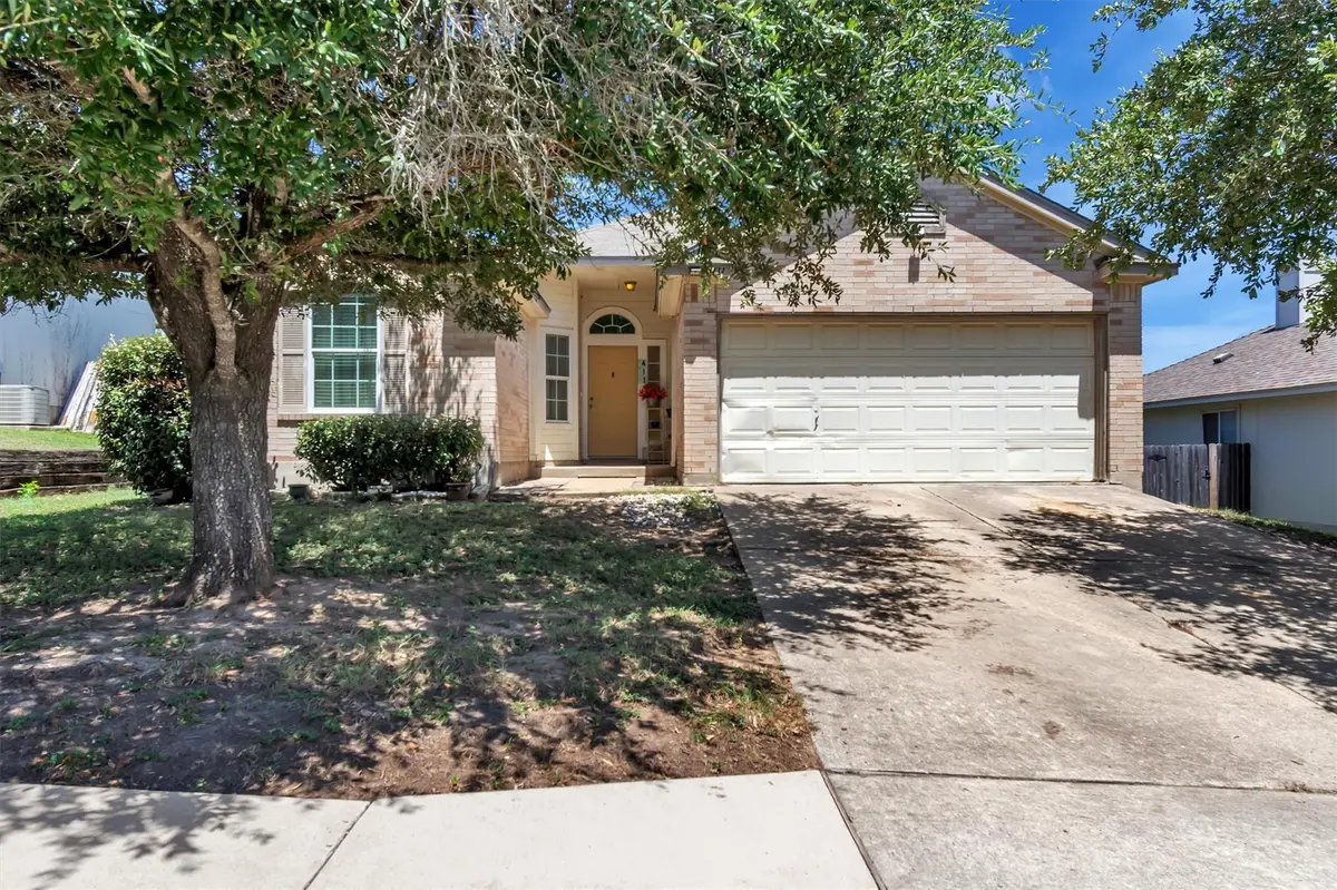 411 Estate DR, Hutto, TX 78634