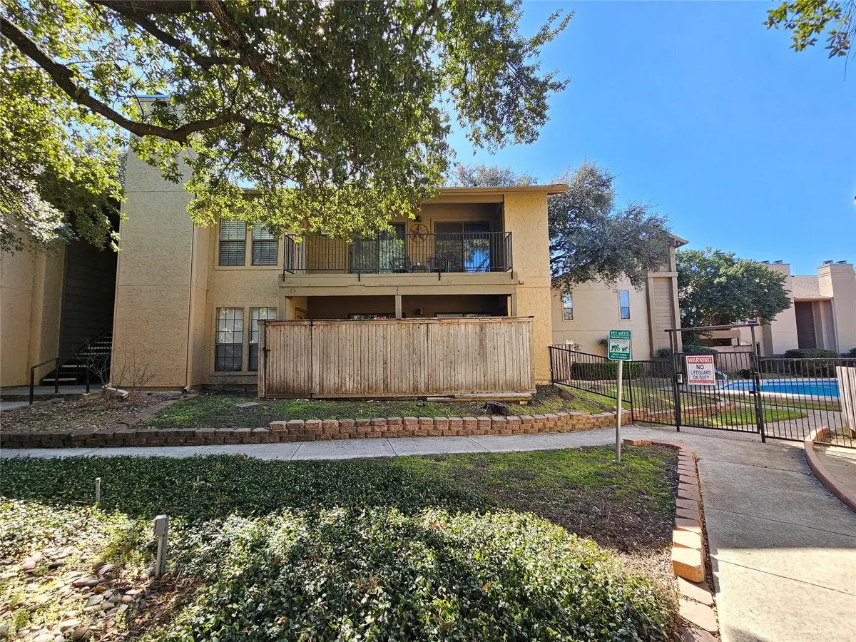 1202 Thorpe LN #604, San Marcos, TX 78666