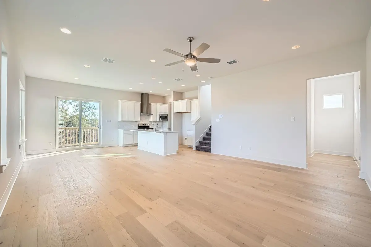 1531 N Red Bud LN #26, Round Rock, TX 78665