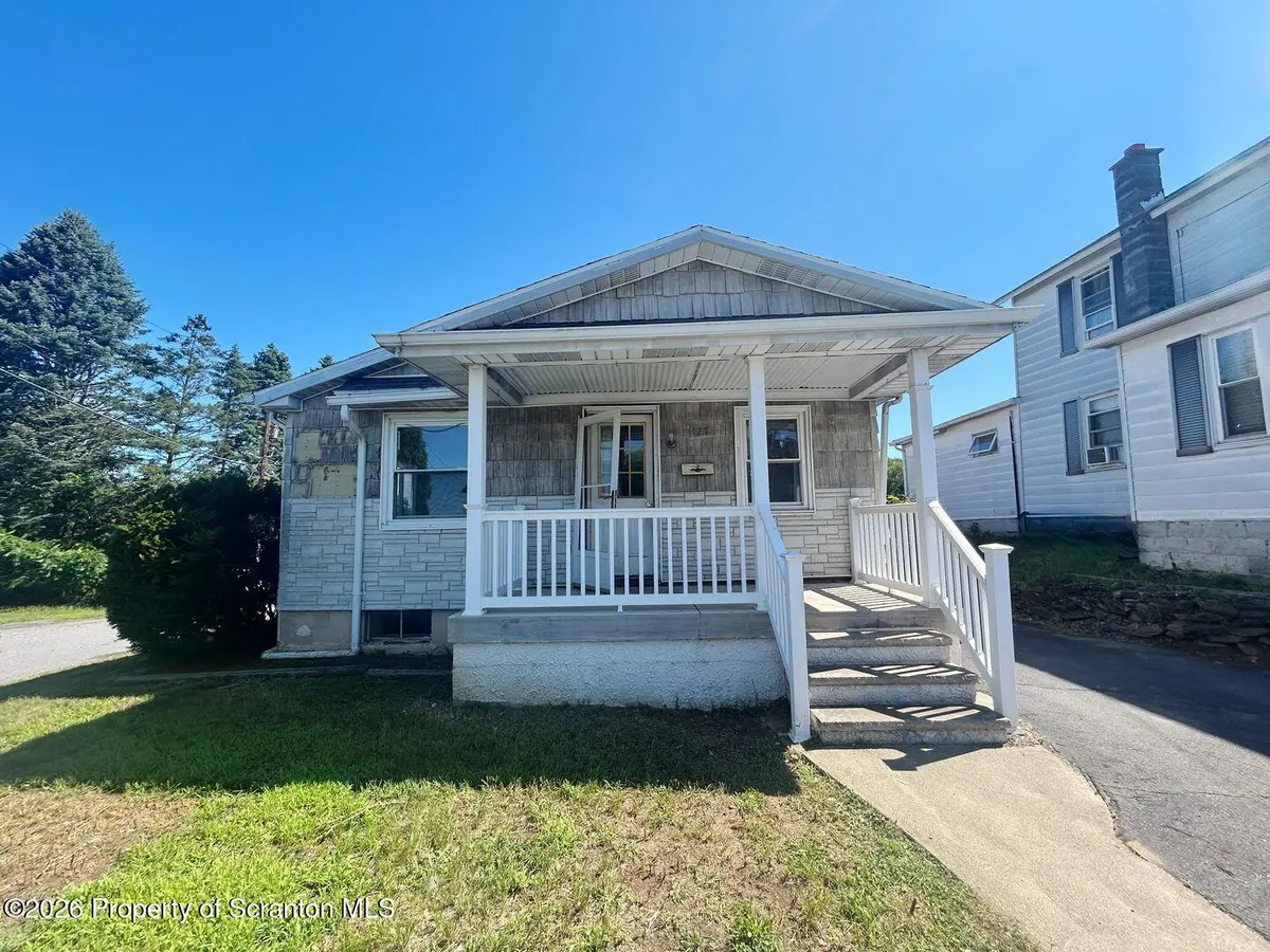 127 York AVE, Duryea, PA 18642