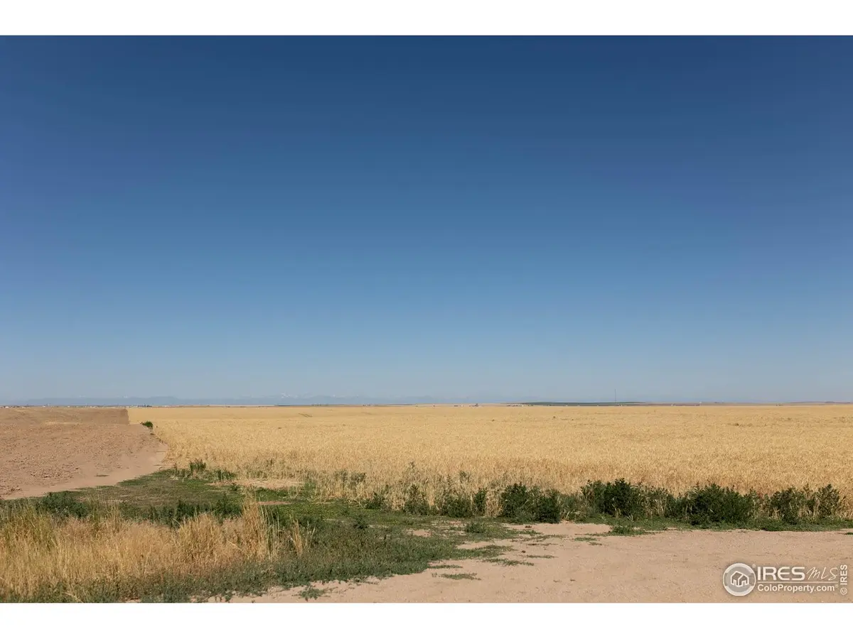 2 104th Avenue, Bennett, CO 80102