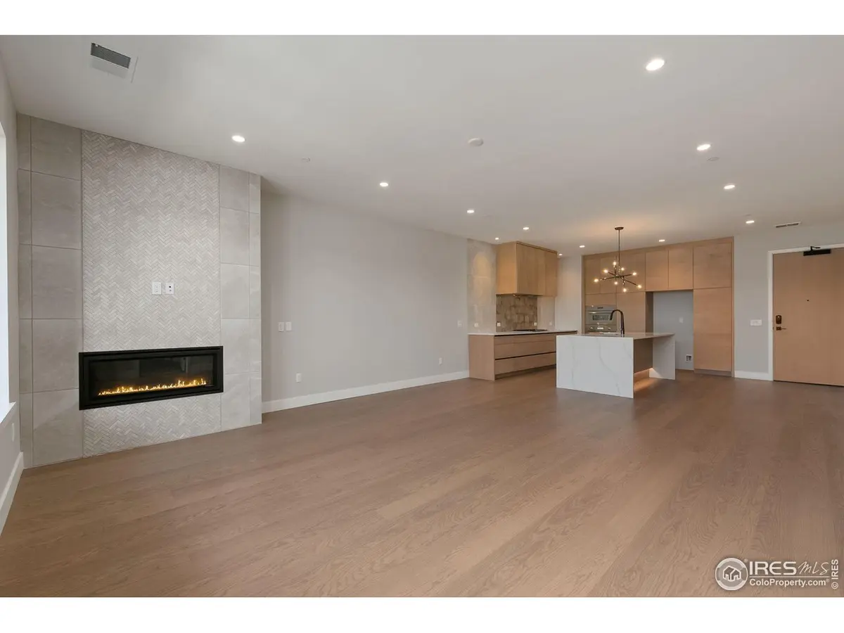 205 E 6th #302, Loveland, CO 80537