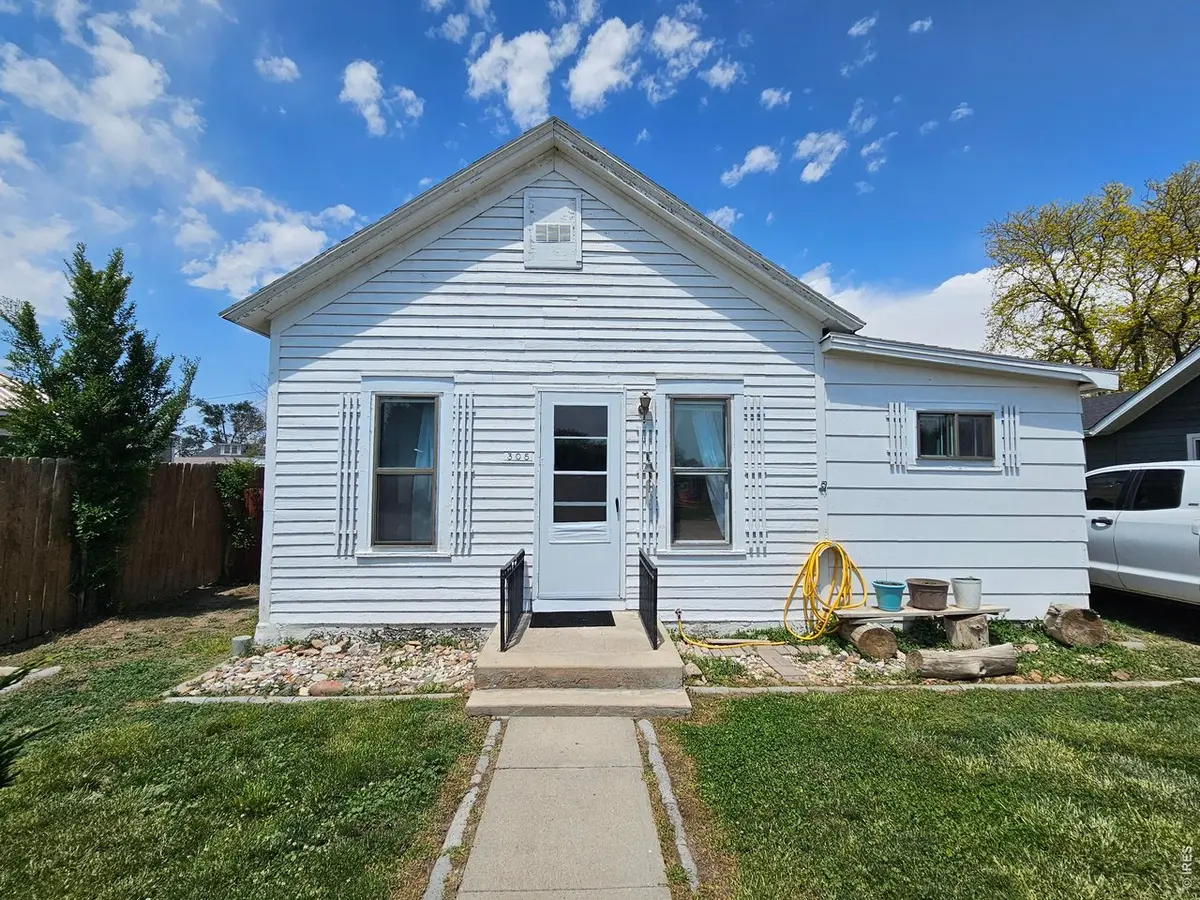 305 W 1st, Iliff, CO 80736