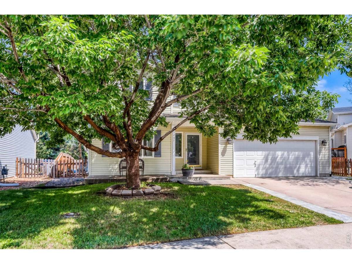 1245 Fall River, Longmont, CO 80504