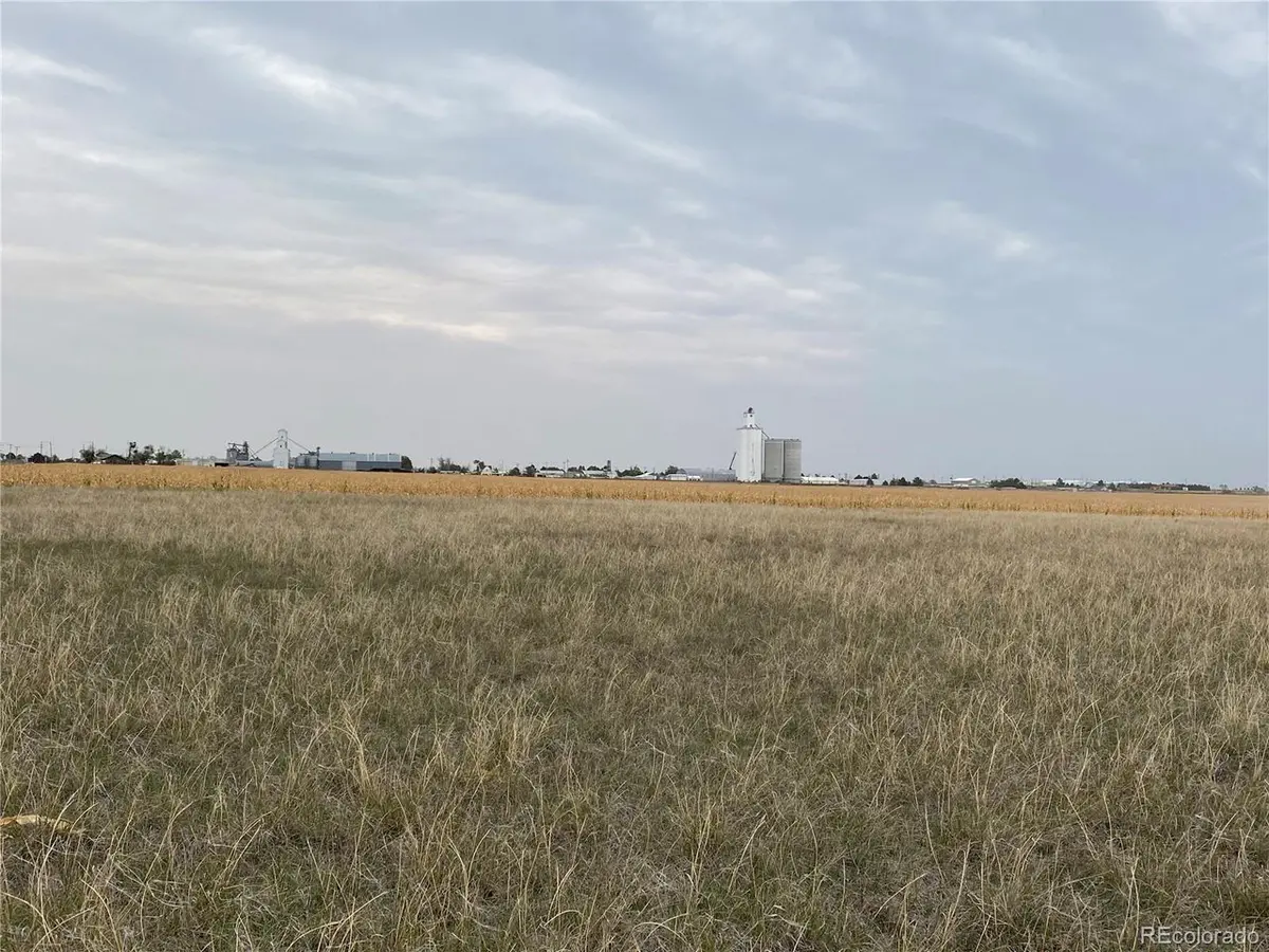 32 Coyote Trail, Akron, CO 80720