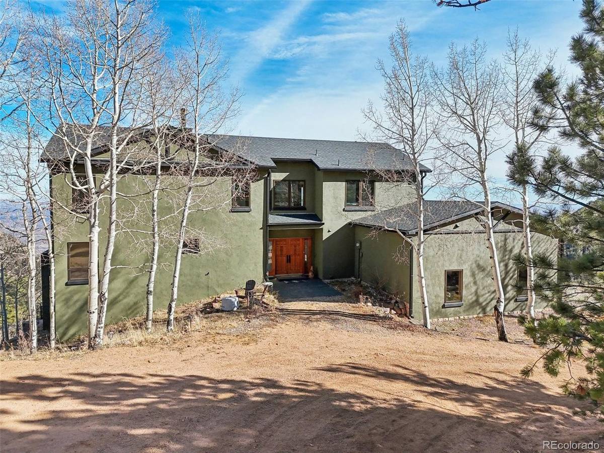 1417 Forest, Manitou Springs, CO 80829