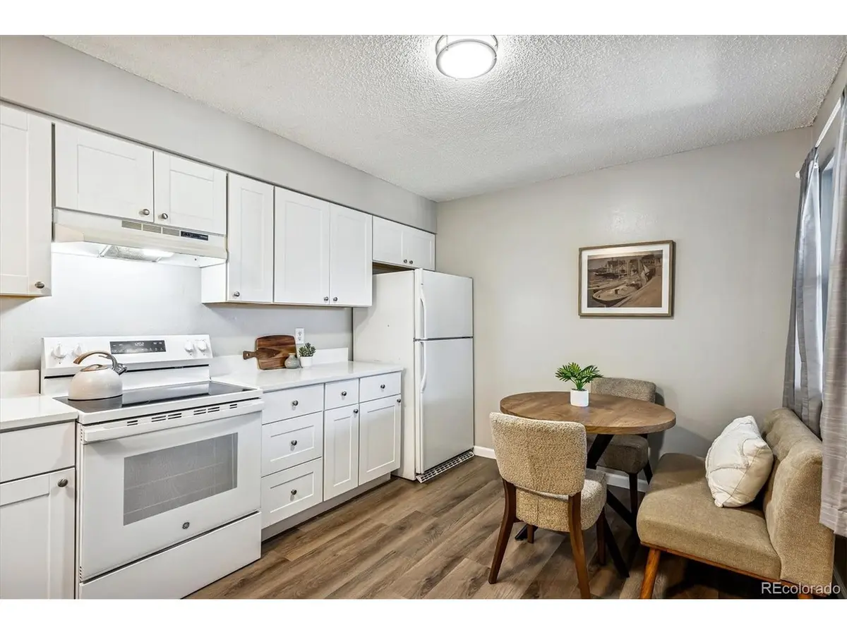 7220 S Gaylord #B17, Littleton, CO 80122