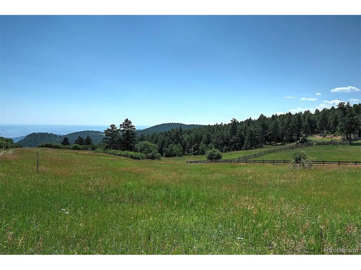 13884 N Trail, Littleton, CO 80127