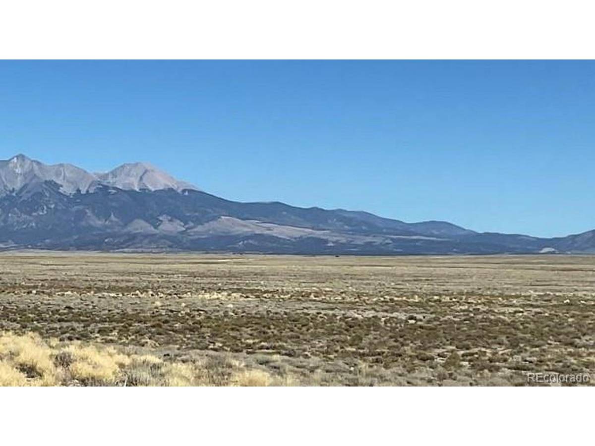 13 12th, Blanca, CO 81123