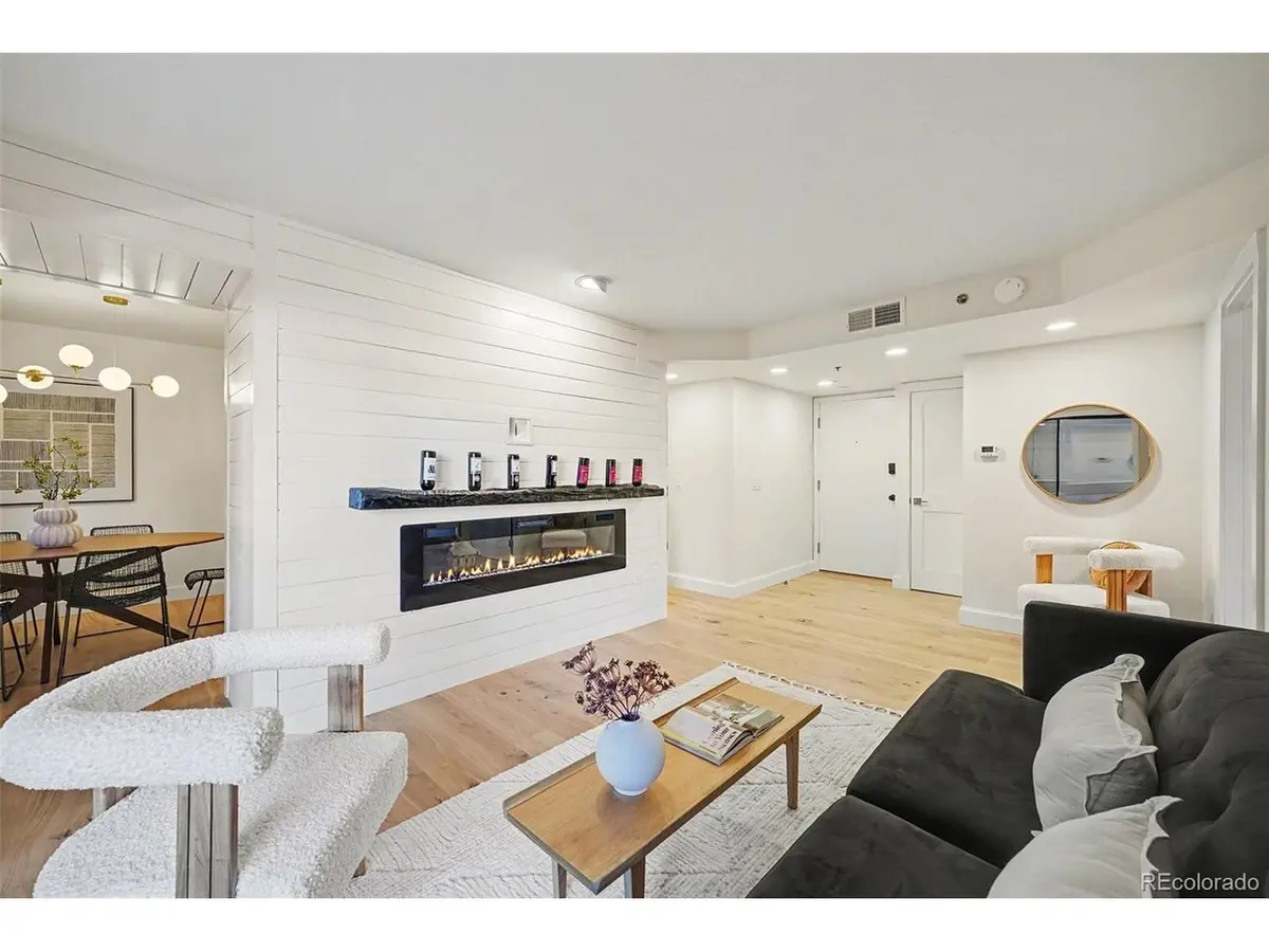 350 Detroit #209, Denver, CO 80206