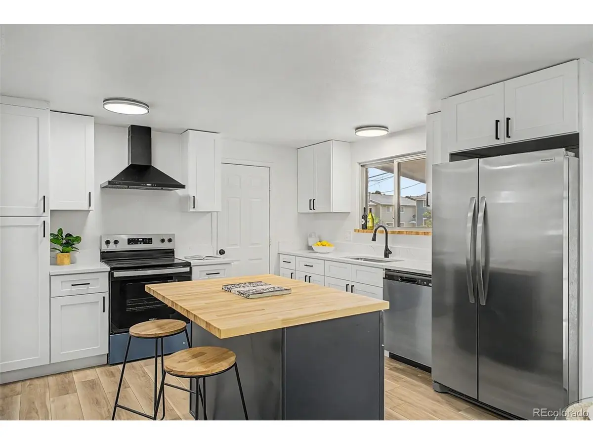 8346 E Girard, Denver, CO 80231