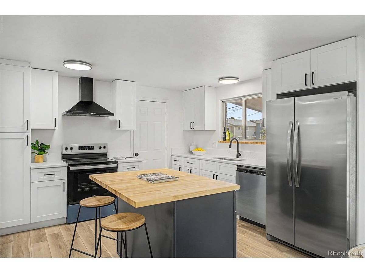 8346 E Girard, Denver, CO 80231