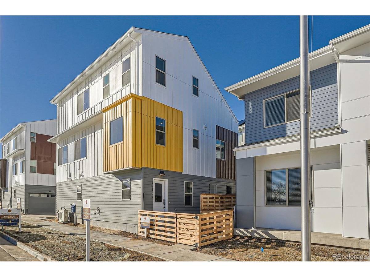 15290 W 69th, Arvada, CO 80007