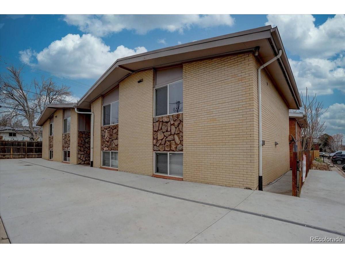 2938 Eliot, Westminster, CO 80030