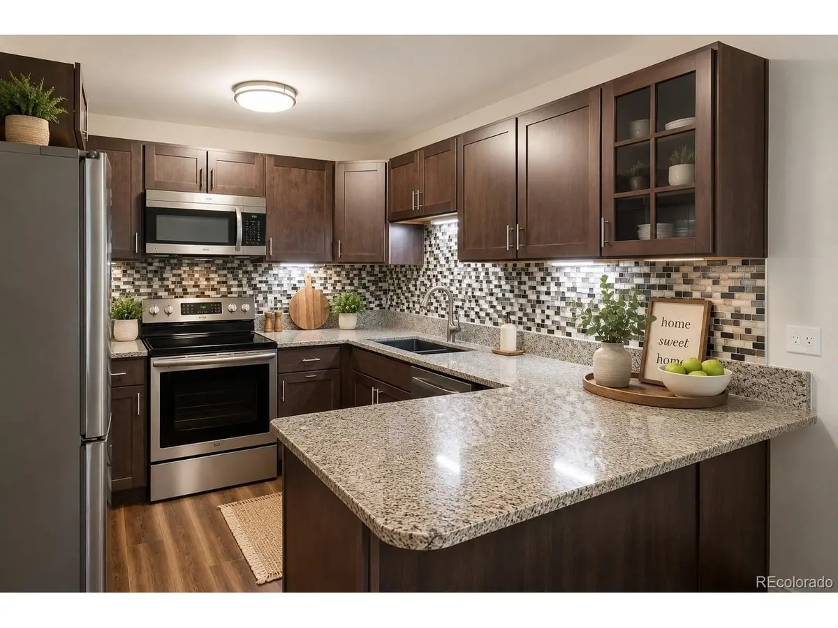 725 S Clinton #13B, Denver, CO 80247
