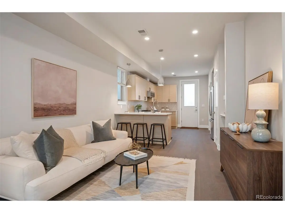409 Harrison #2, Denver, CO 80206