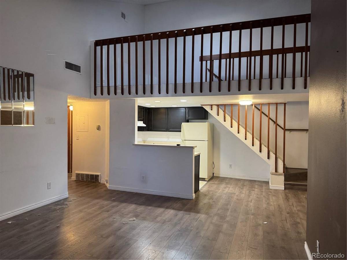 8731 Dawson #301, Denver, CO 80229