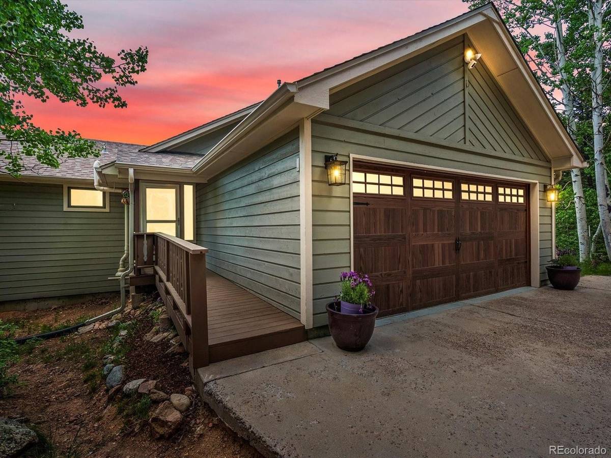 30382 Kings Valley East, Conifer, CO 80433