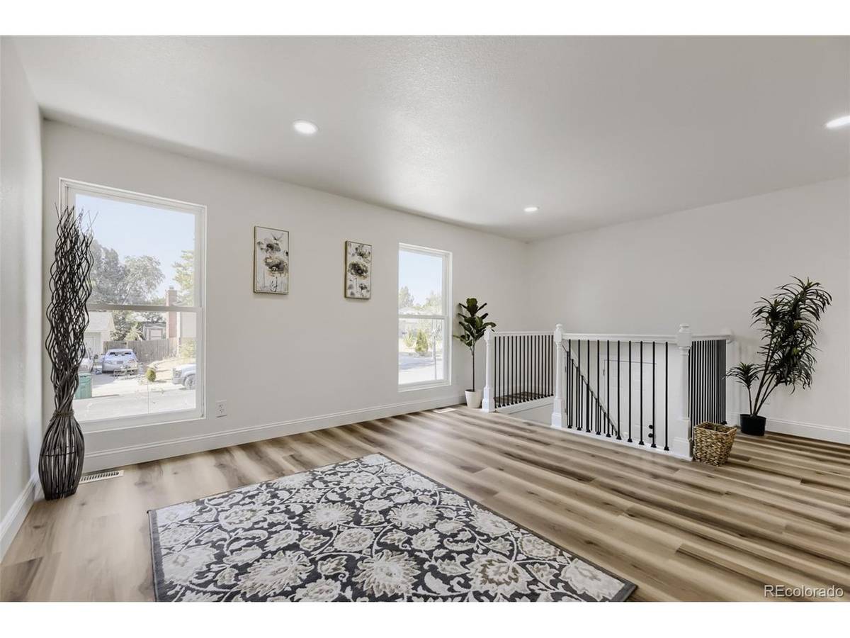 15647 E Atlantic, Aurora, CO 80013