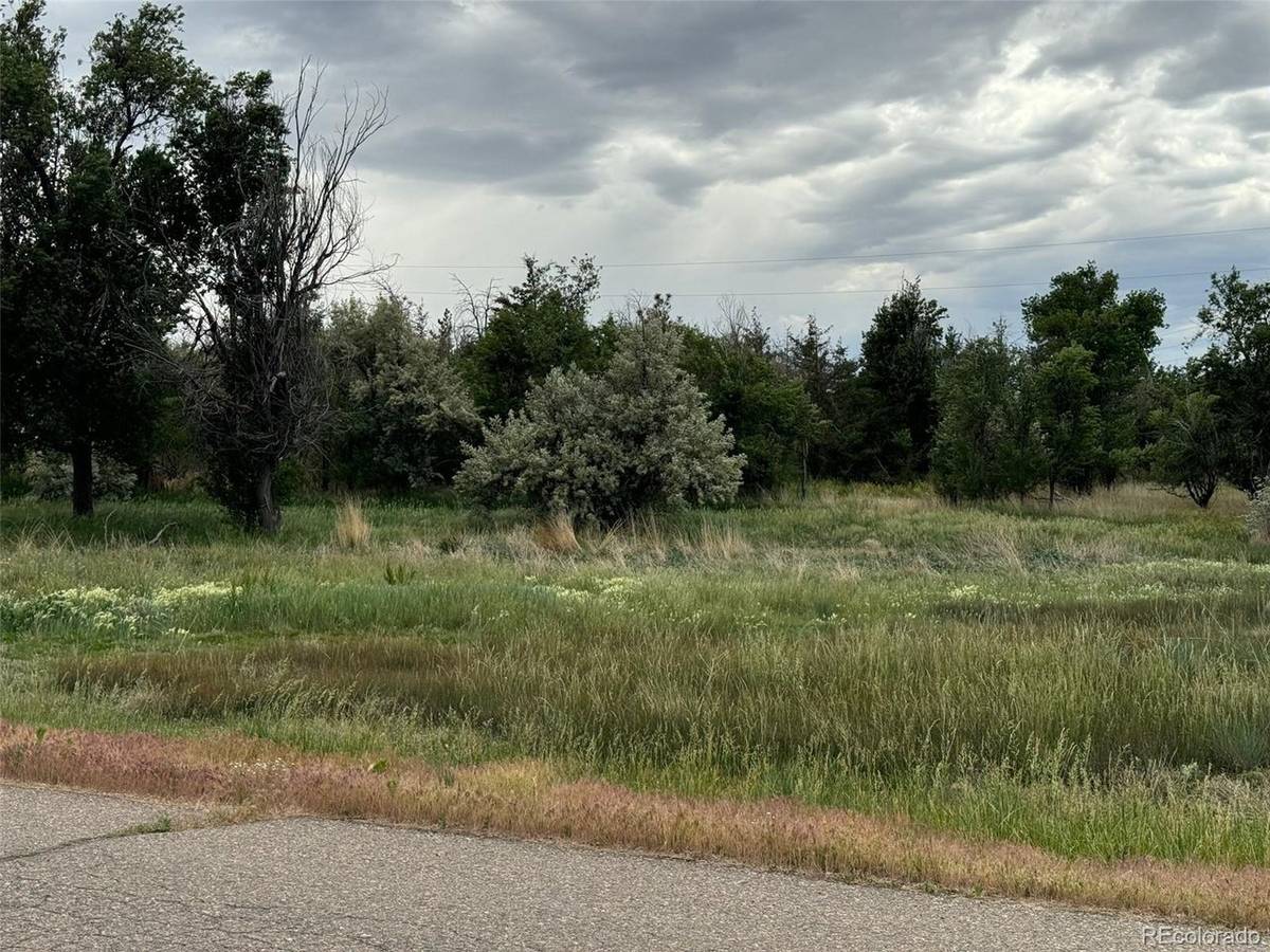 S Pine, Keenesburg, CO 80643