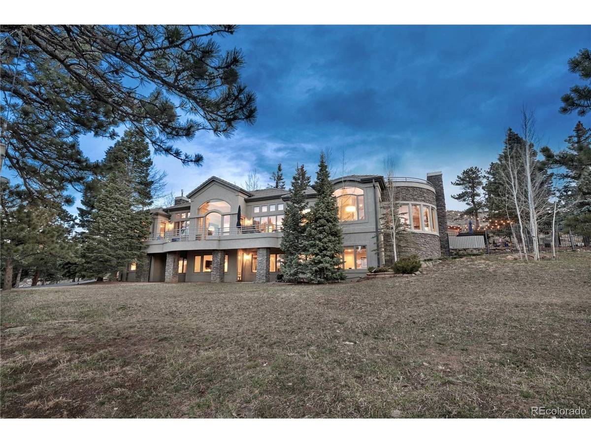814 Neville, Golden, CO 80401