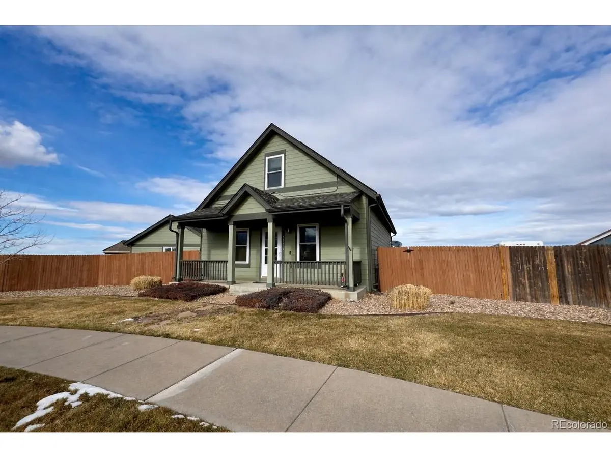 55699 E 31st, Strasburg, CO 80136